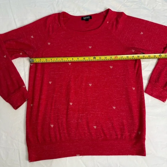 Buffalo David Bitton Heart Print Sweatshirt M Red Lightweight Knit Pullover - Picture 8 of 11